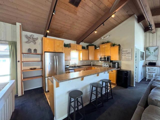 724 Dover Court, San Diego, CA 92109