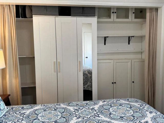 724 Dover Court, San Diego, CA 92109