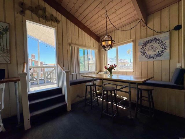 724 Dover Court, San Diego, CA 92109