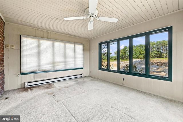 949 E SWEDESFORD RD, Exton, PA 19341