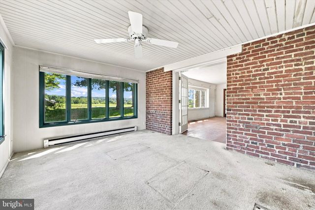 949 E SWEDESFORD RD, Exton, PA 19341