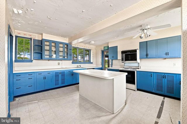 949 E SWEDESFORD RD, Exton, PA 19341
