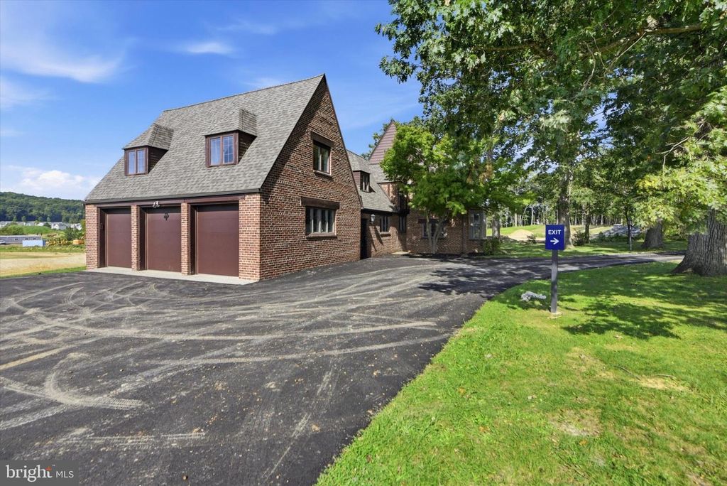 949 E SWEDESFORD RD, EXTON, PA 19341 — photo 4