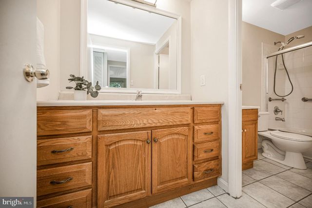 4198 WATERWAY DR, Dumfries, VA 22025
