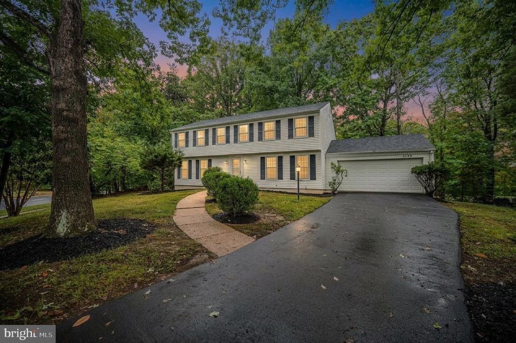 4198 WATERWAY DR, Dumfries, VA 22025
