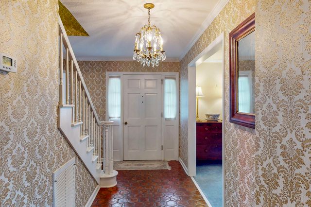 4709 Ridge Crest Road, Hixson, TN 37343