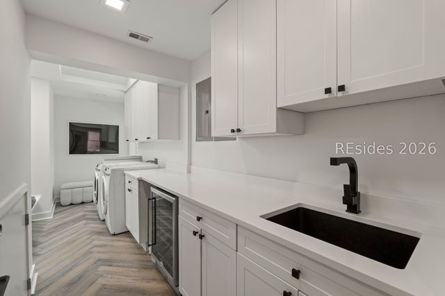 10 Windjammer Ct, Hilton Head Island, SC 29928