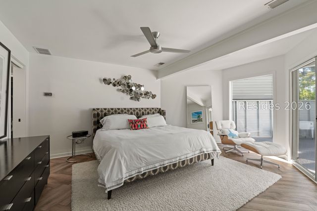 10 Windjammer Ct, Hilton Head Island, SC 29928