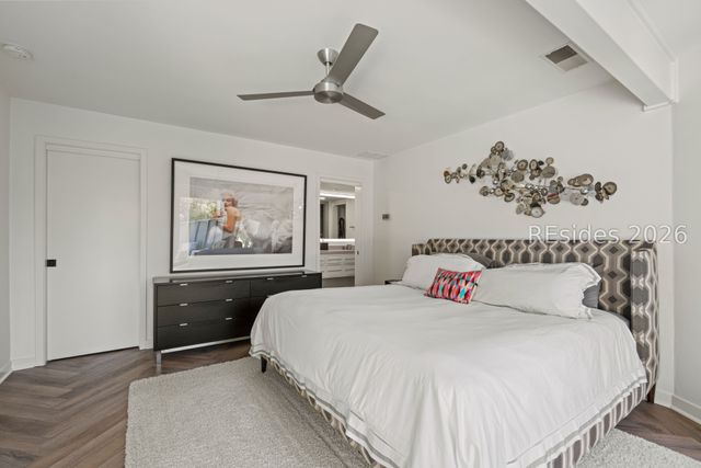 10 Windjammer Ct, Hilton Head Island, SC 29928