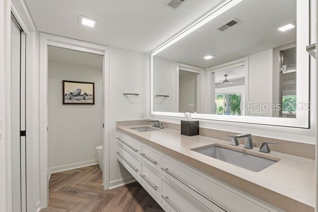 10 Windjammer Ct, Hilton Head Island, SC 29928