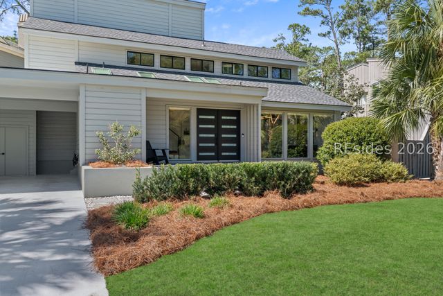 10 Windjammer Ct, Hilton Head Island, SC 29928