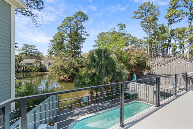 10 Windjammer Ct, Hilton Head Island, SC 29928