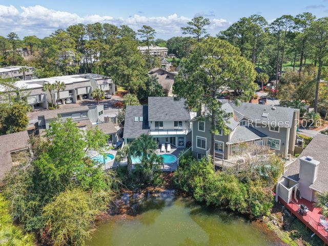 10 Windjammer Ct, Hilton Head Island, SC 29928