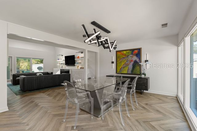 10 Windjammer Ct, Hilton Head Island, SC 29928