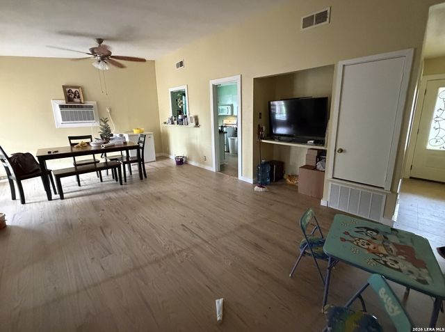 730 Channing, San Antonio, TX 78210
