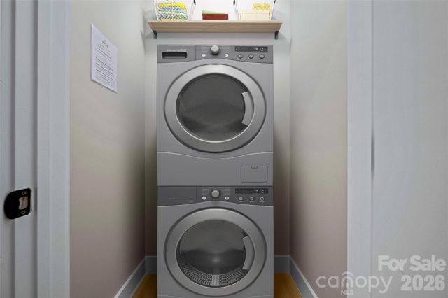 174 Atwood Drive, Hendersonville, NC 28791