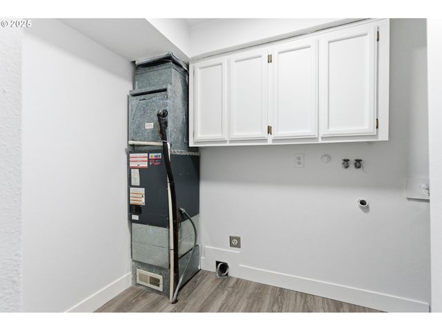 512 Sw EASTMAN Pkwy, Gresham, OR 97080