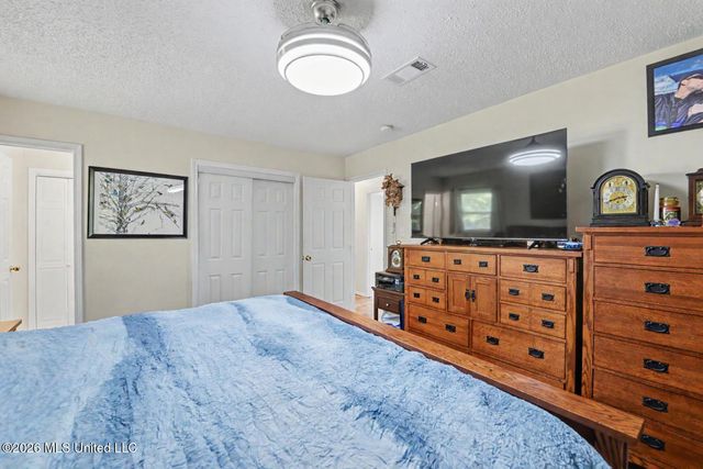 203 Lynn Circle, Pass Christian, MS 39571