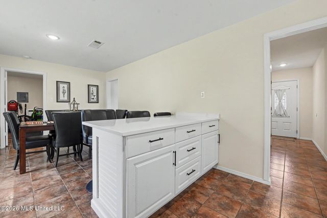 203 Lynn Circle, Pass Christian, MS 39571