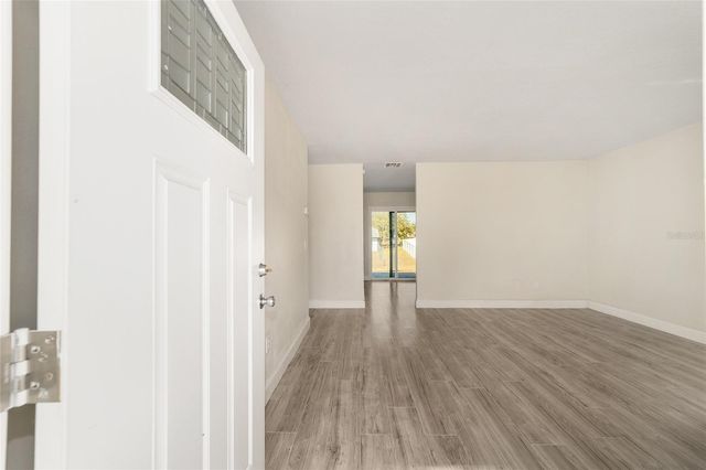 6 HICKORY TRACK PASS, Ocala, FL 34472