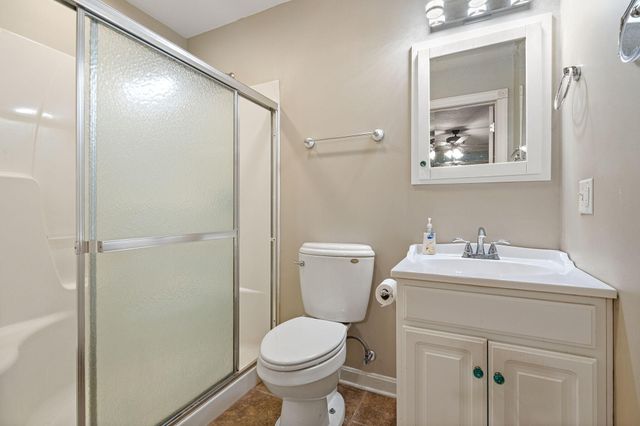 4100 East Drive, Knox, IN 46534