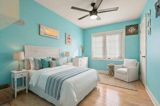 4100 East Drive, Knox, IN 46534