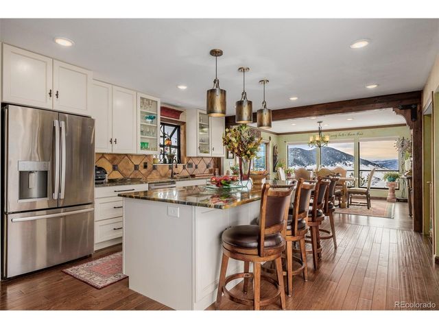 834 Green Mountain Dr, Loveland, CO 80537