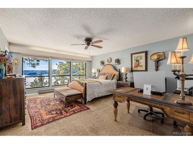 834 Green Mountain Dr, Loveland, CO 80537