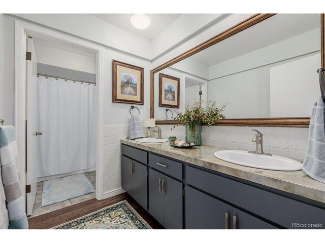 834 Green Mountain Dr, Loveland, CO 80537