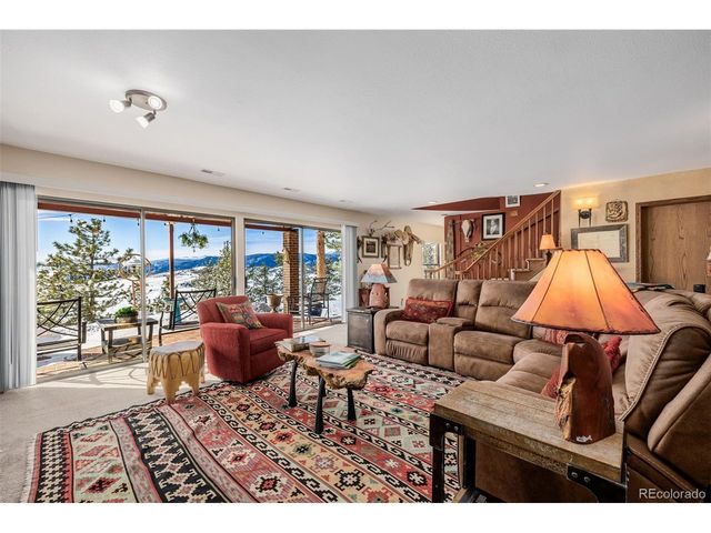 834 Green Mountain Dr, Loveland, CO 80537