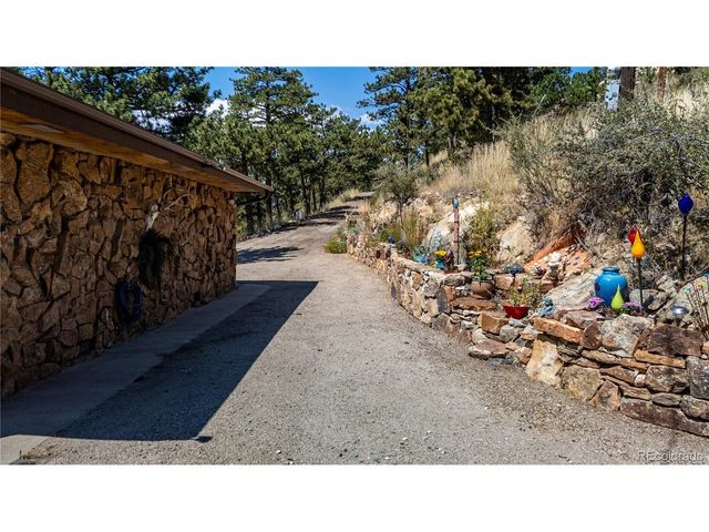 834 Green Mountain Dr, Loveland, CO 80537