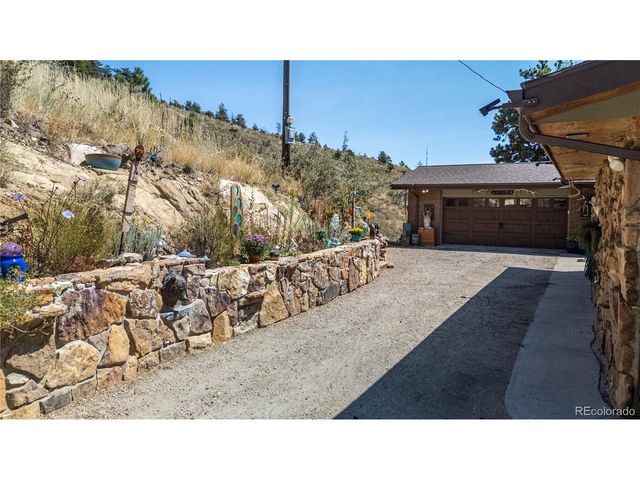 834 Green Mountain Dr, Loveland, CO 80537