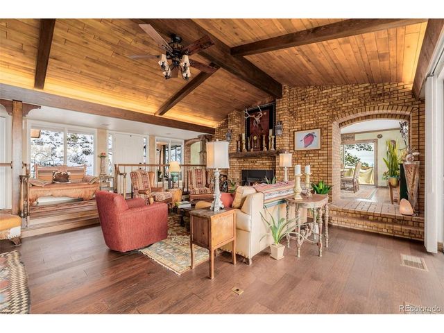 834 Green Mountain Dr, Loveland, CO 80537