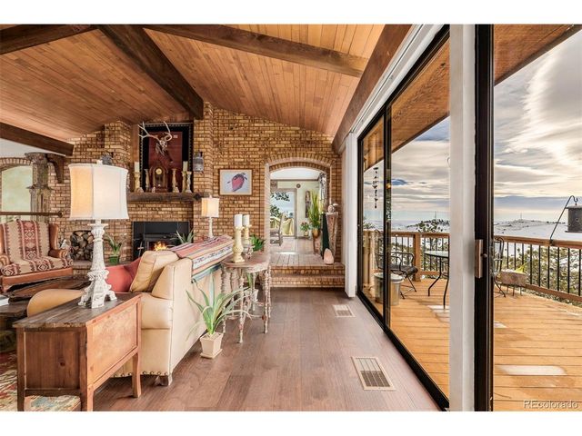 834 Green Mountain Dr, Loveland, CO 80537