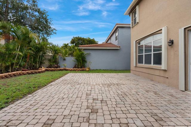 6909 Bruce Court, Lake Worth, FL 33463