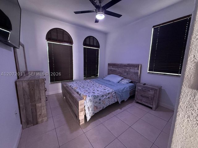14949 SW 8th Ter 14949, Miami, FL 33194