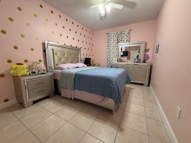 14949 SW 8th Ter 14949, Miami, FL 33194