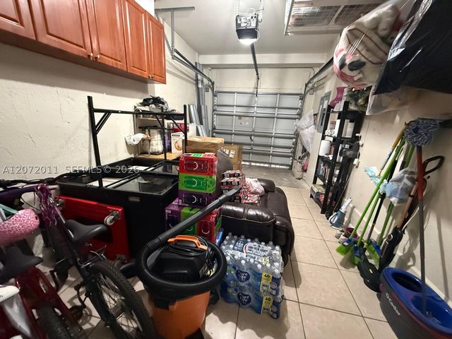 14949 SW 8th Ter 14949, Miami, FL 33194