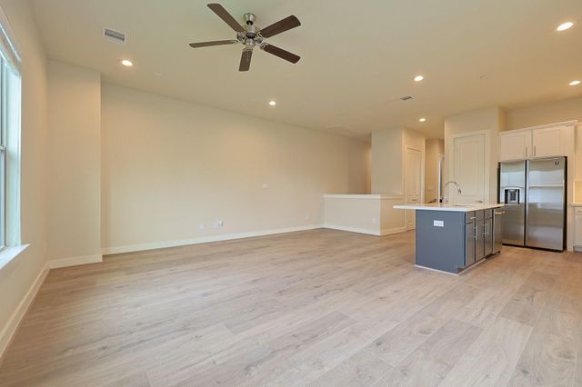 9514 Retriever Way, Houston, TX 77055