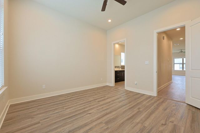 9514 Retriever Way, Houston, TX 77055