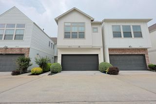9514 Retriever Way, Houston, TX 77055