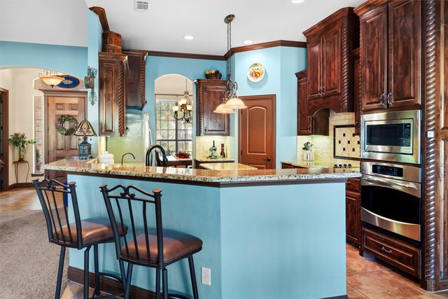 4801 Wild Stallion Court, Fort Worth, TX 76126