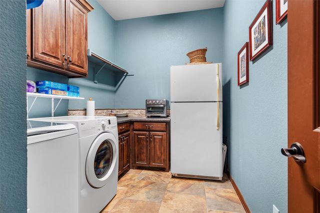 4801 Wild Stallion Court, Fort Worth, TX 76126