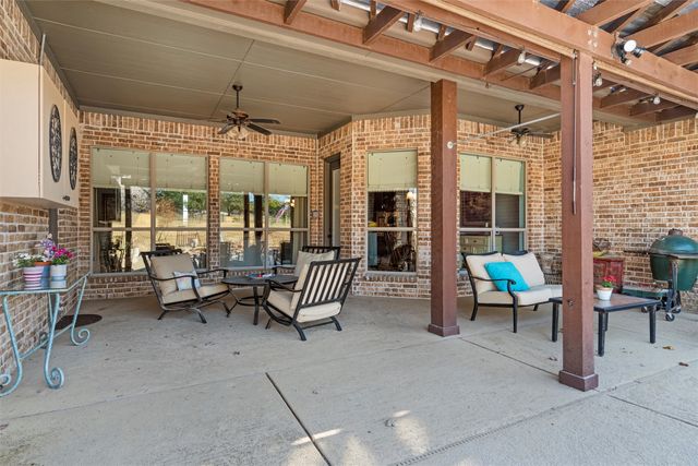 4801 Wild Stallion Court, Fort Worth, TX 76126