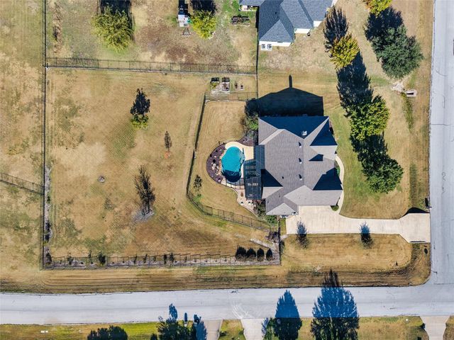 4801 Wild Stallion Court, Fort Worth, TX 76126