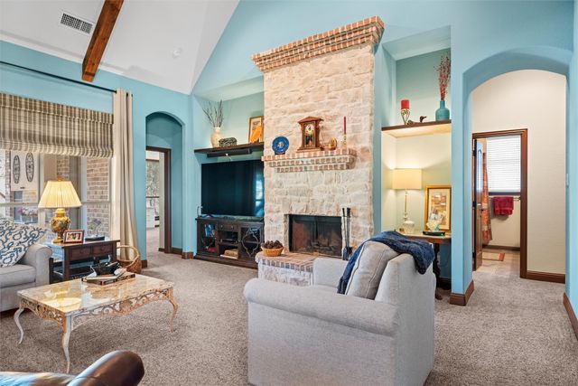 4801 Wild Stallion Court, Fort Worth, TX 76126