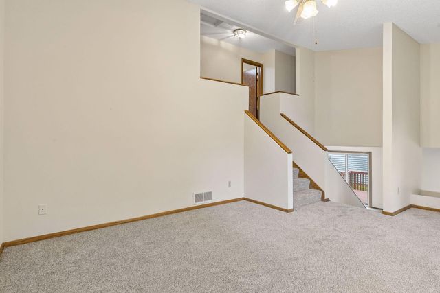 1432 Willow Creek Lane, Shoreview, MN 55126