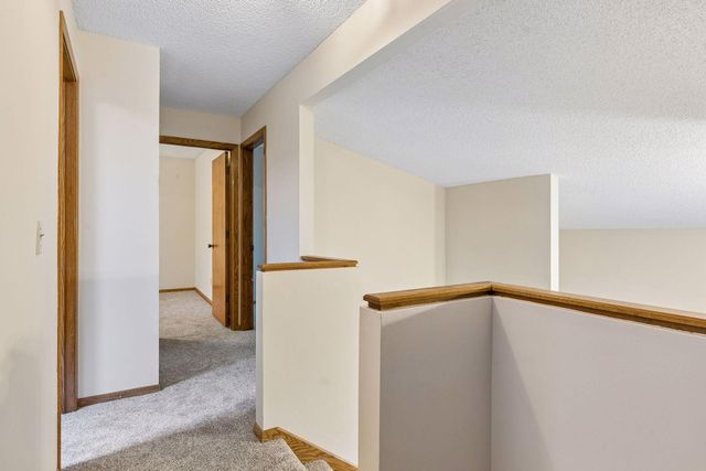 1432 Willow Creek Lane, Shoreview, MN 55126