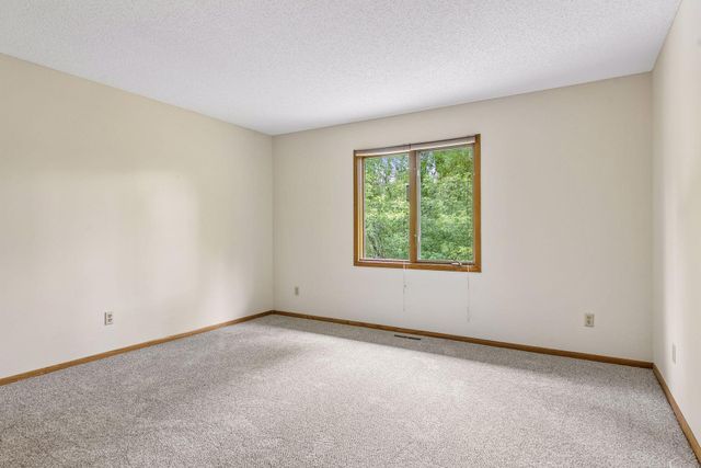 1432 Willow Creek Lane, Shoreview, MN 55126