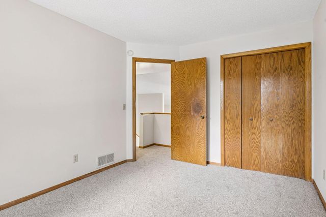 1432 Willow Creek Lane, Shoreview, MN 55126